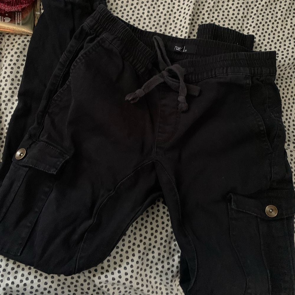 Black cargo pants